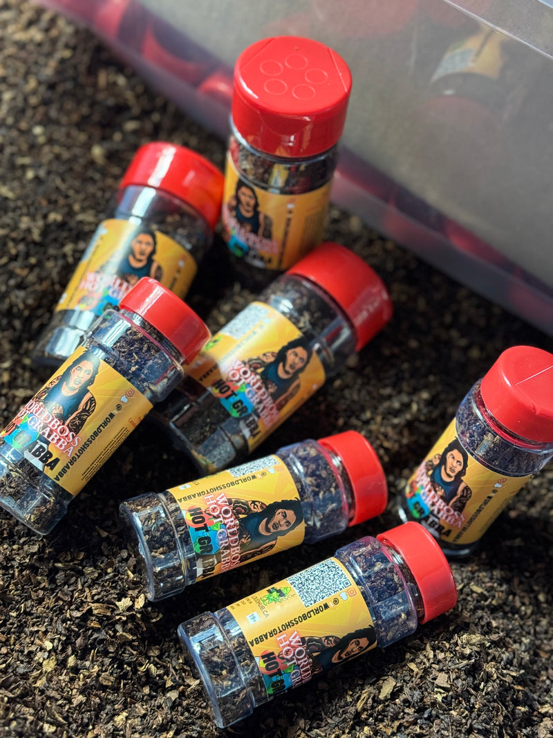 FULL BOX OF 48 WORLD BOSS HOT GRABBA SHAKERS